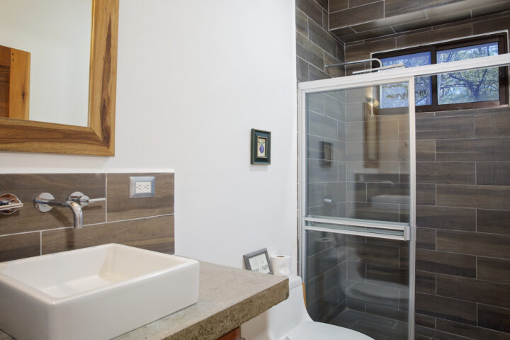 Invest_Nicaragua_Real_Estate_Tola_Eco_Casita_6_Guest_Bath_CC_HIGH_RES-720×480-1