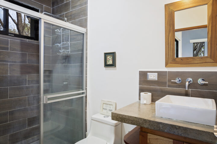 Invest_Nicaragua_Real_Estate_Tola_Eco_Casita_6_Master_Bath_CC_HIGH_RES-720×480-1
