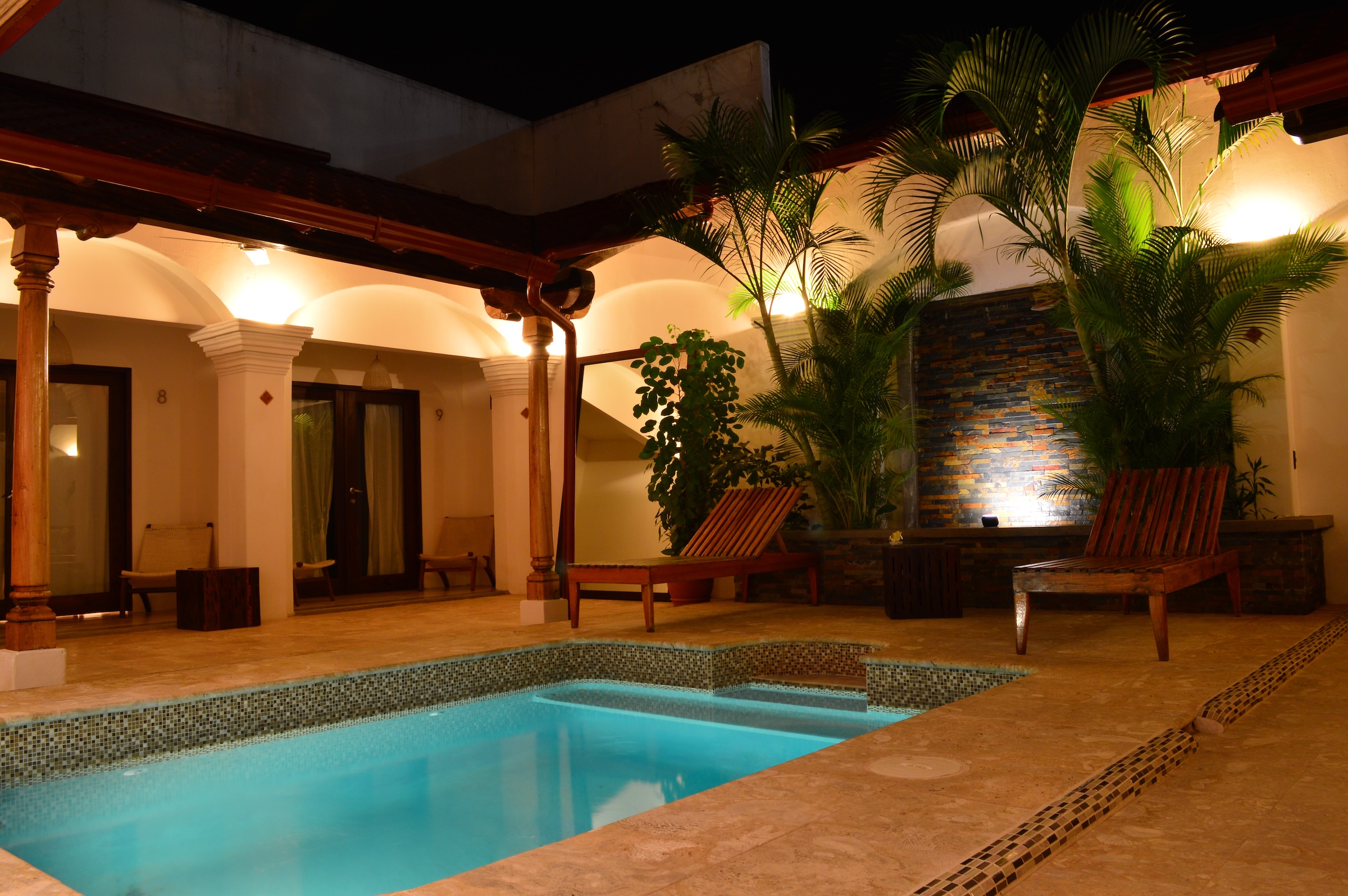 Beachfront-Hotel-Pool-lit-at-night