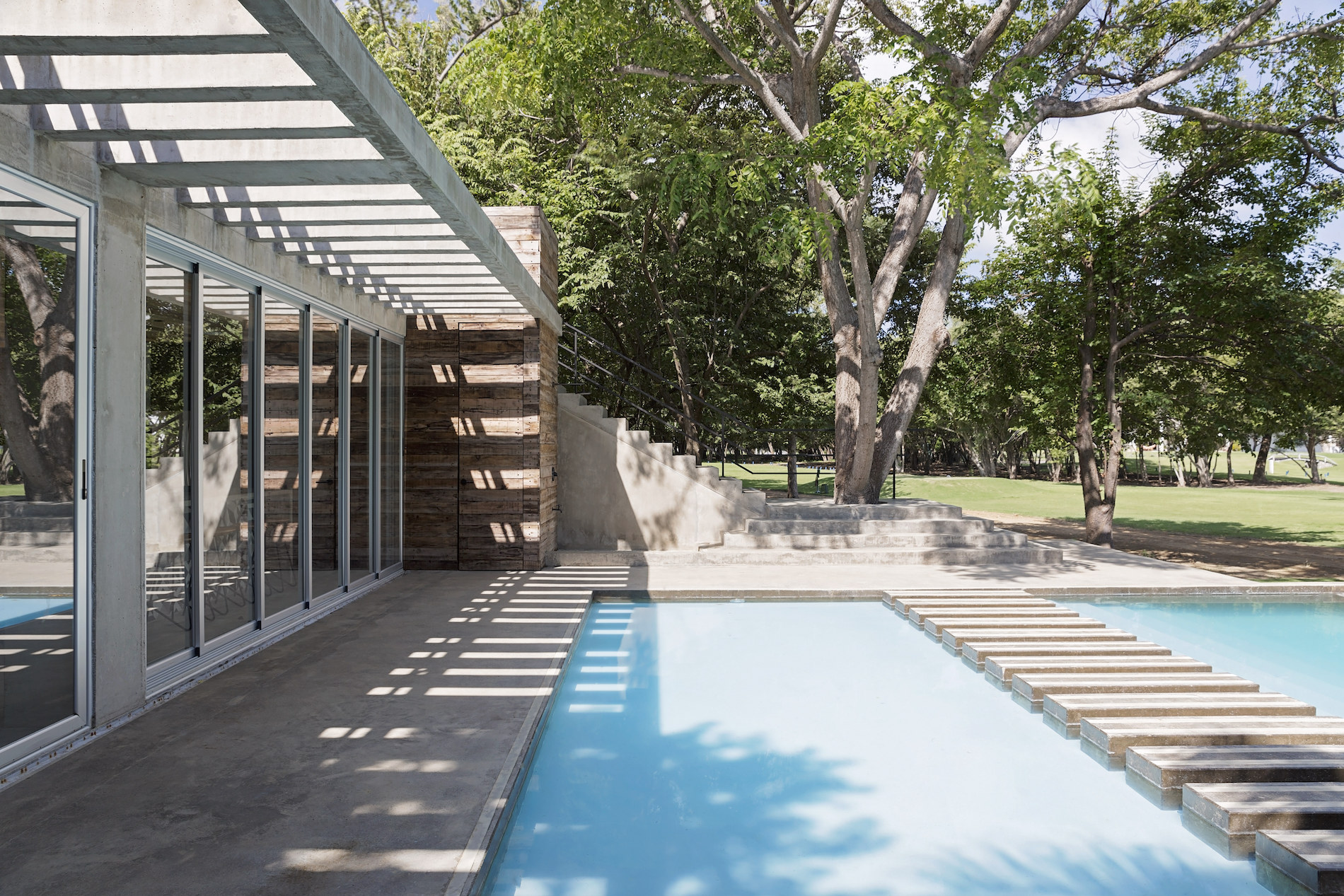 Casa-Teka-at-Hacienda-Iguana-Tola-Invest-Nicaragua-12