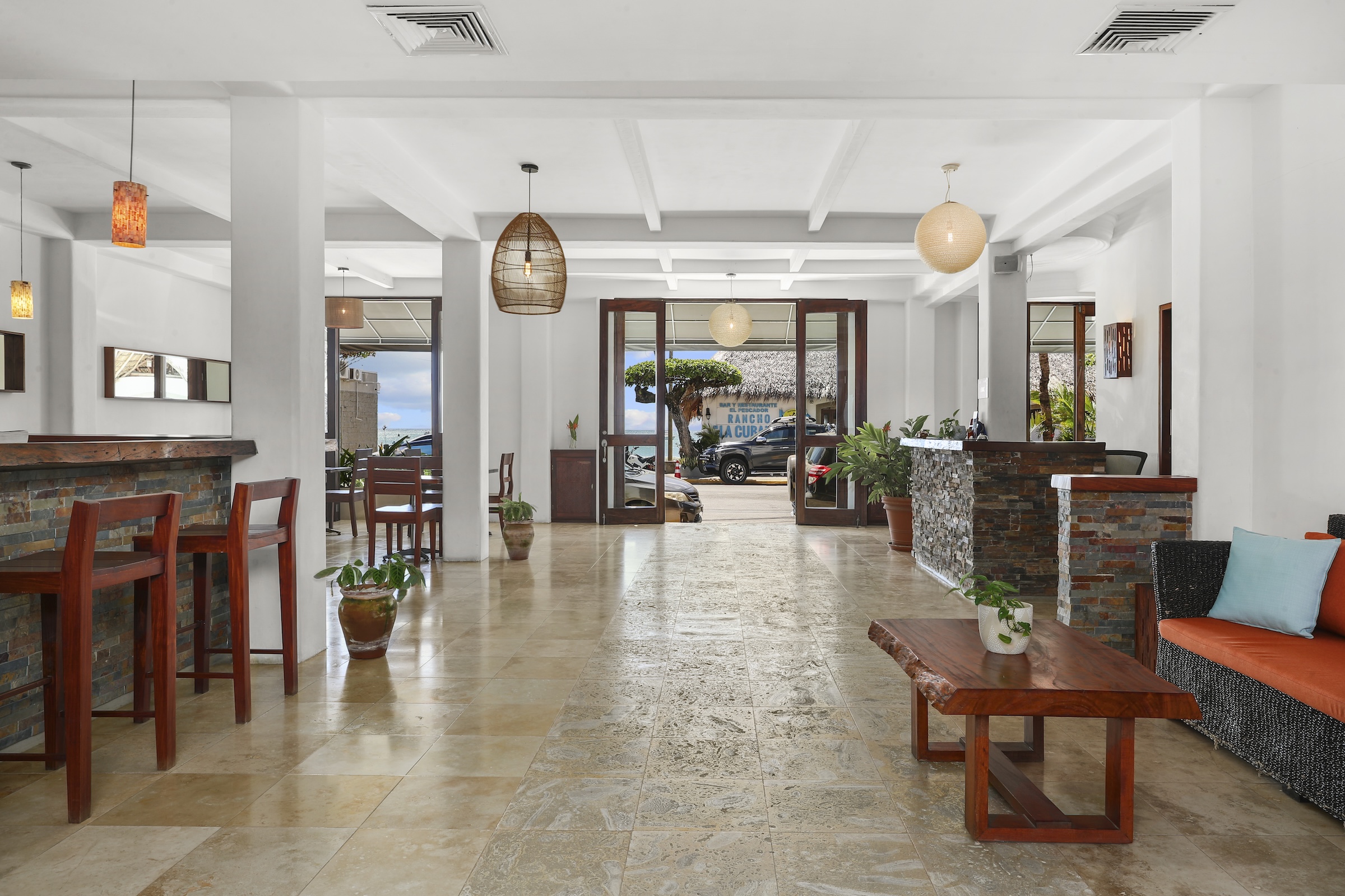 Hotel_ALCAZAR_Lobby_Area_Angle_6_CC